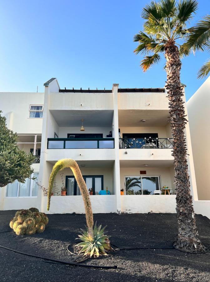 Al Sole Studios Residence Playa Roca Costa Teguise Exterior foto